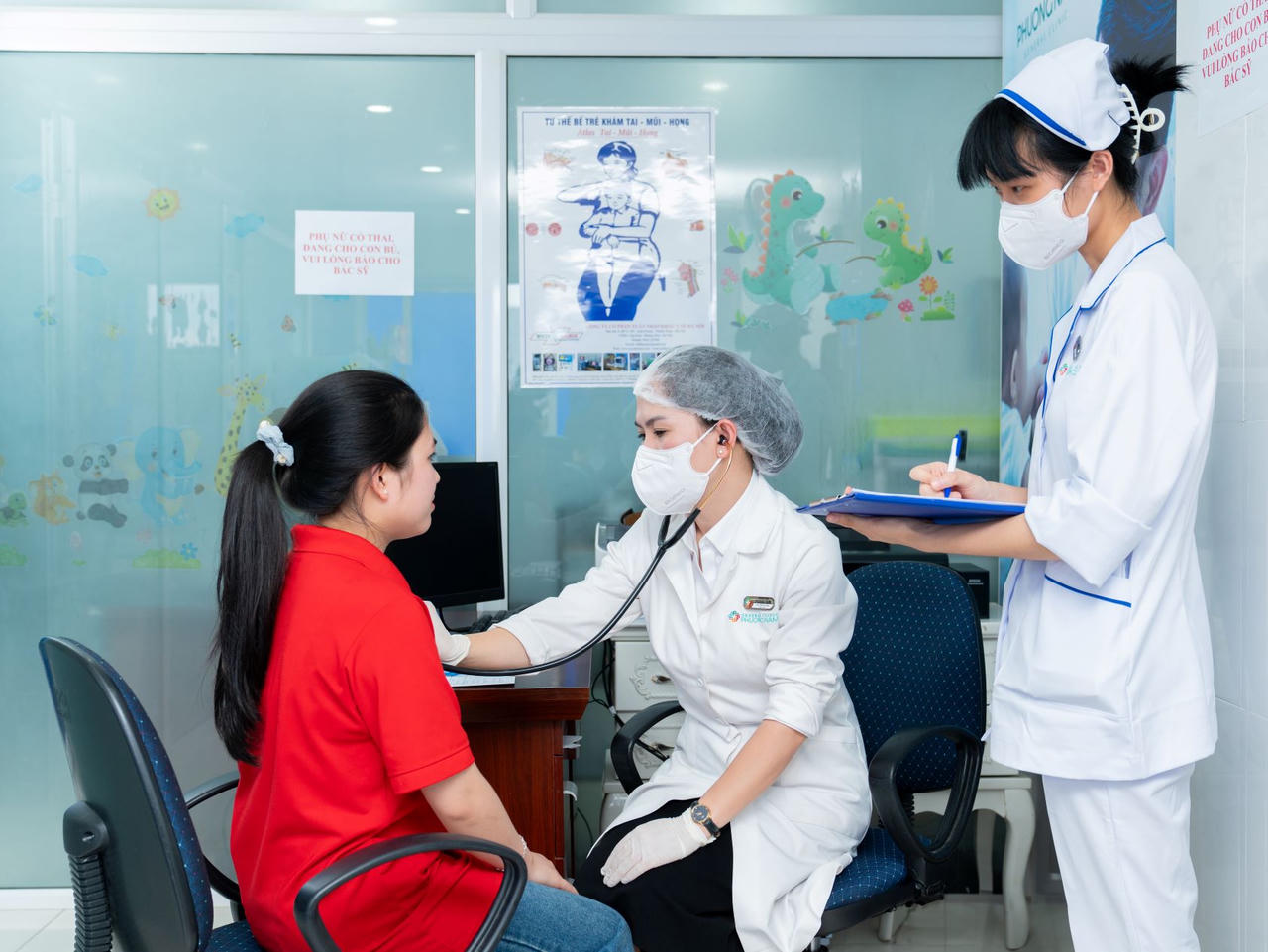 Việc thăm khám cơ xương khớp định kỳ sẽ giúp bệnh nhân đánh giá được tình trạng sức khỏe của mình, cũng như có biện pháp chăm sóc phù hợp nhất.