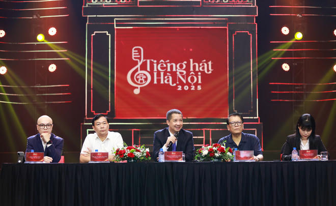 Ông Nguyễn Kim Khiêm - Tổng Giám đốc, Tổng Biên tập Đài Phát thanh - Truyền hình Hà Nội chia sẻ thông tin về cuộc thi "Tiếng hát Hà Nội 2025".