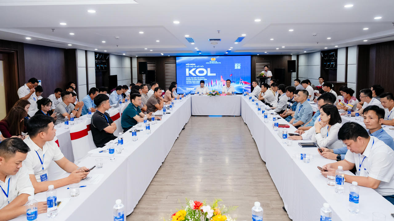 Toàn cảnh buổi gặp mặt.