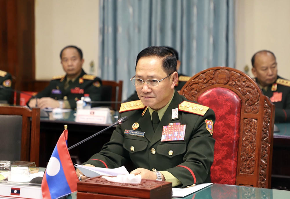 Thượng tướng Khamliang Outhakaysone phát biểu tại hội đàm.

