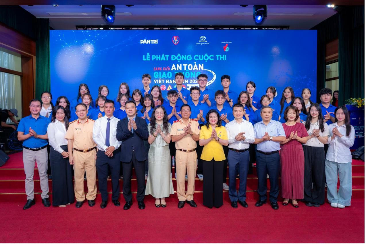 Lễ phát động Chương trình Sáng kiến ATGT Việt Nam 2025 được tổ chức tại Trường Đại học Lao động- Xã hội.