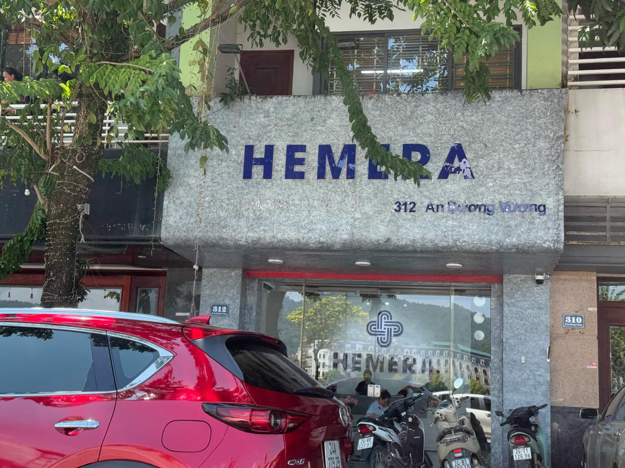 Một hộ kinh doanh bị xử phạt 80 triệu đồng vì hoạt động khám chữa bệnh không phép