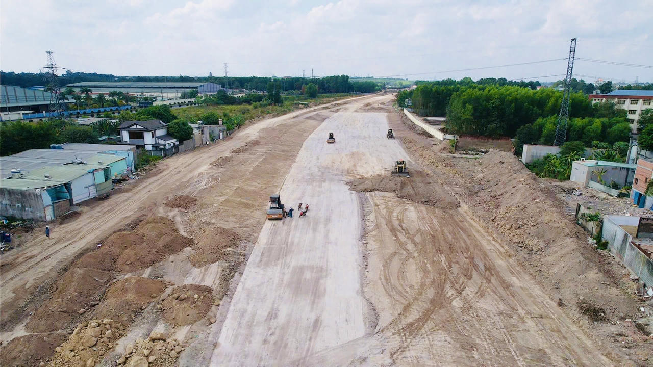 Ban QLDA đầu tư xây dựng tỉnh Đồng Nai ban hành 3 thông báo vi phạm tiến độ với các nhà thầu cao tốc Biên Hòa - Vũng Tàu.