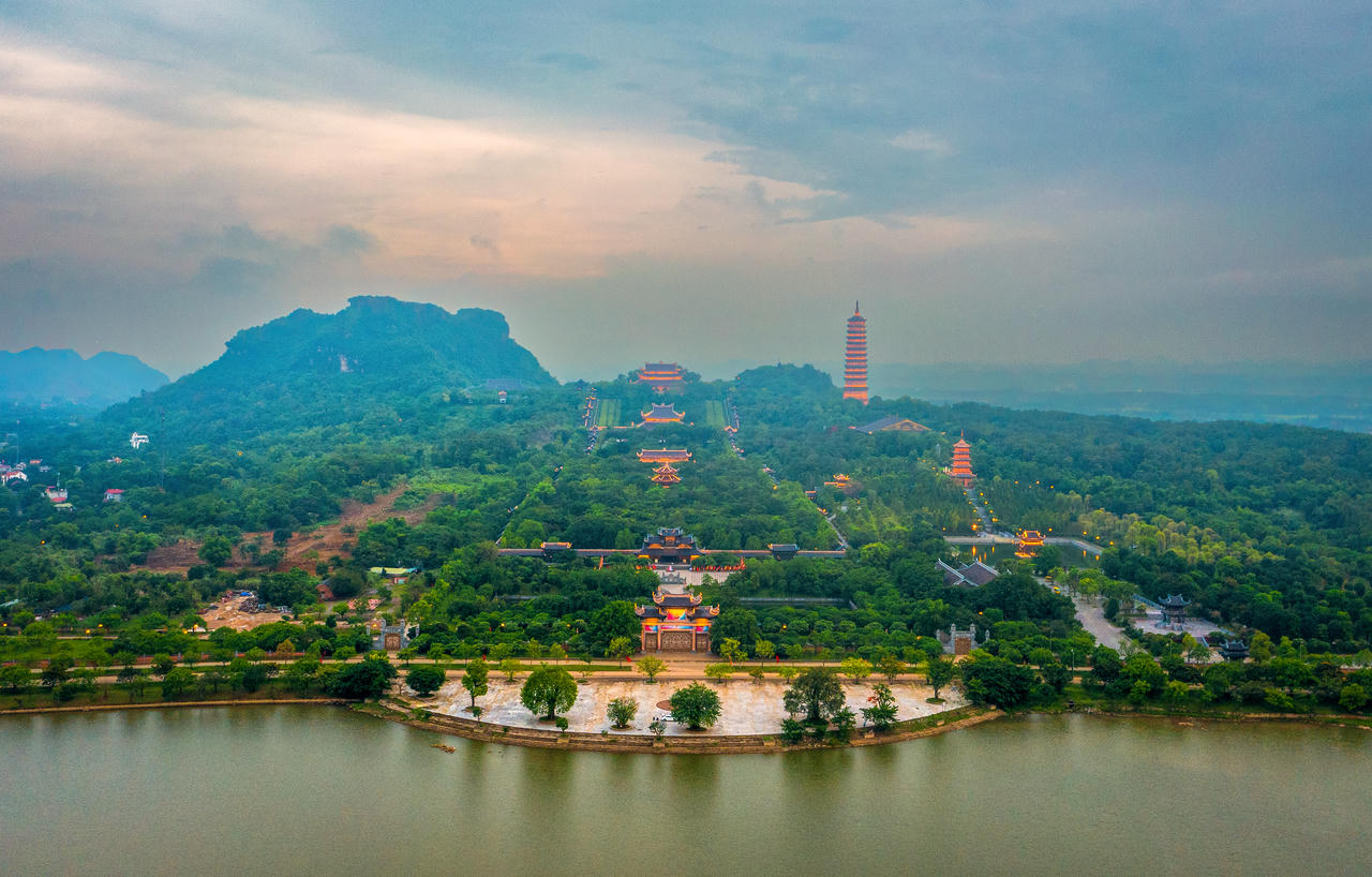 Tràng An lọt Top 1% điểm đến tốt nhất thế giới