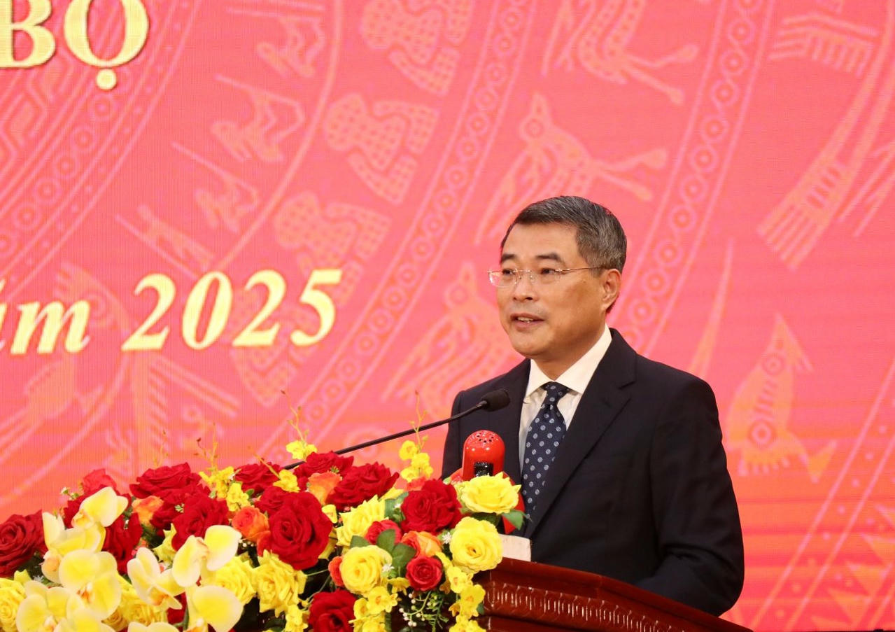 Trưởng Ban Tổ chức Trung ương Lê Minh Hưng phát biểu tại hội nghị. (Ảnh Kim Bảo)