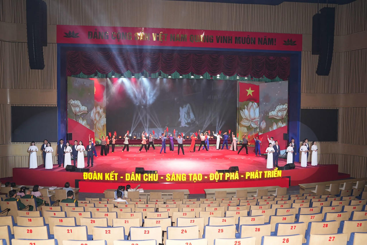 Chương trình cần lan tỏa tinh thần thi đua yêu nước, khơi dậy niềm tự hào, ý chí và khát vọng vươn lên của cán bộ, đảng viên và Nhân dân thành phố Cảng anh hùng.