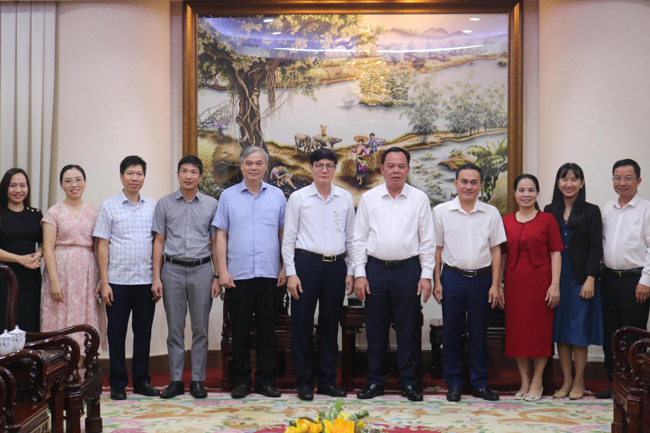 Tỉnh Đồng Nai hợp tác toàn diện với Bệnh viện Tai Mũi Họng Trung ương