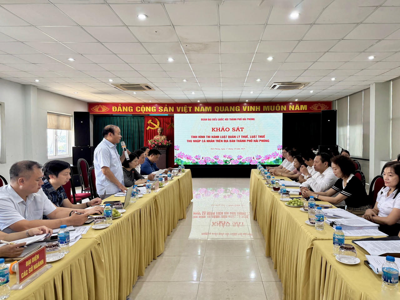 Đoàn ĐBQH Hải Phòng khảo sát, lắng nghe kiến nghị của doanh nghiệp về chính sách thuế