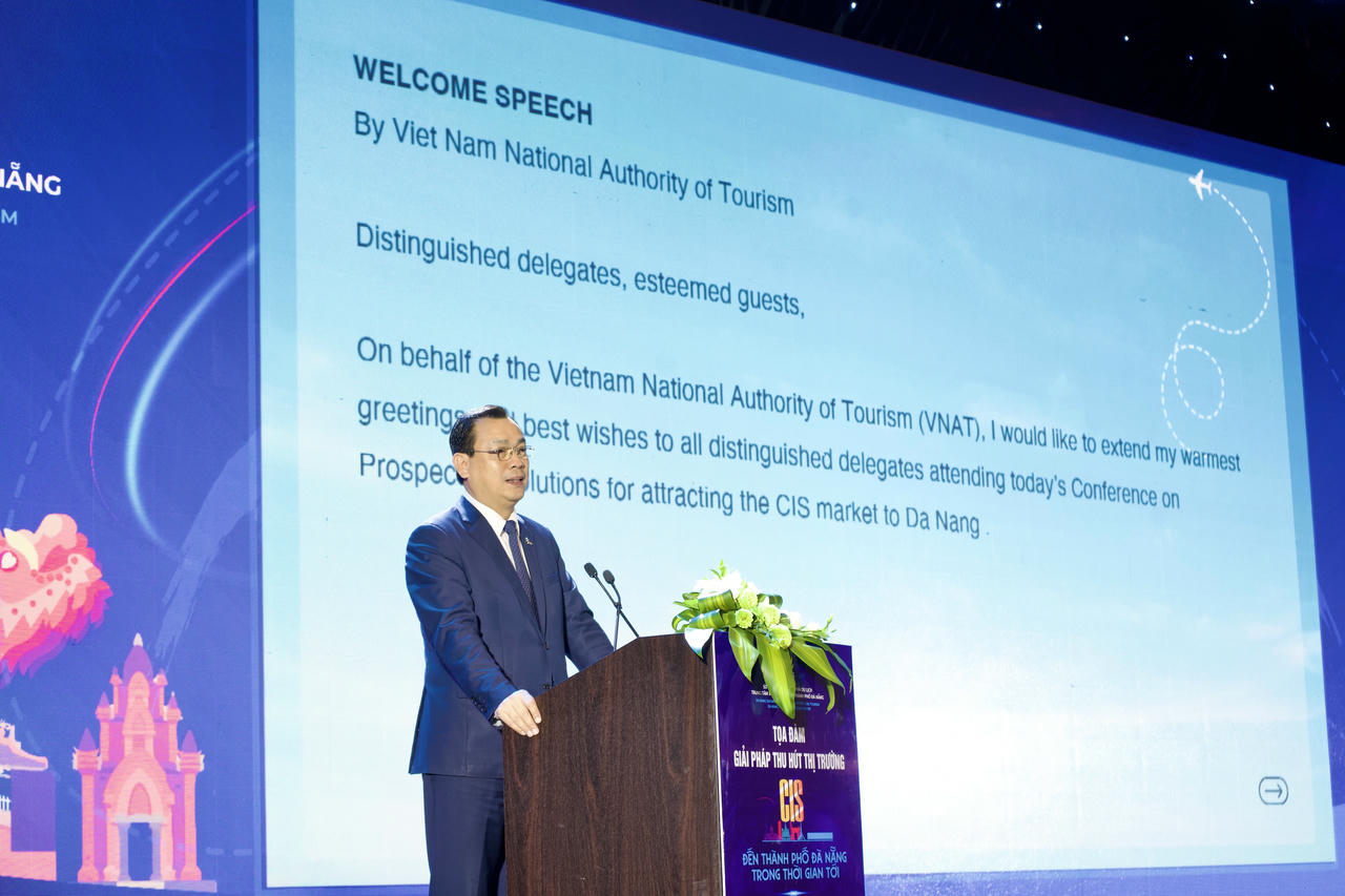 Cục trưởng Cục Du lịch Quốc gia Việt Nam Nguyễn Trùng Khánh chia sẻ tại tọa đàm. 