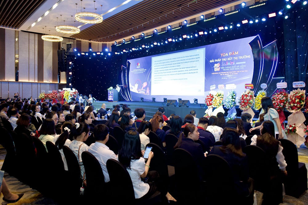 Quang cảnh Tọa đàm.