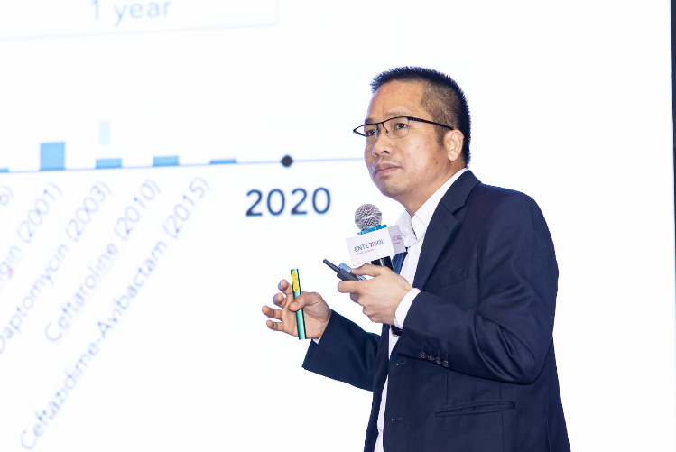 Ông Nguyễn Công Huy, Giám đốc Kỹ thuật Công ty Thuốc Thú y Boehringer Ingelheim Việt Nam nhấn mạnh sức khỏe đường ruột là nền tảng của sức khỏe và năng suất đàn heo.