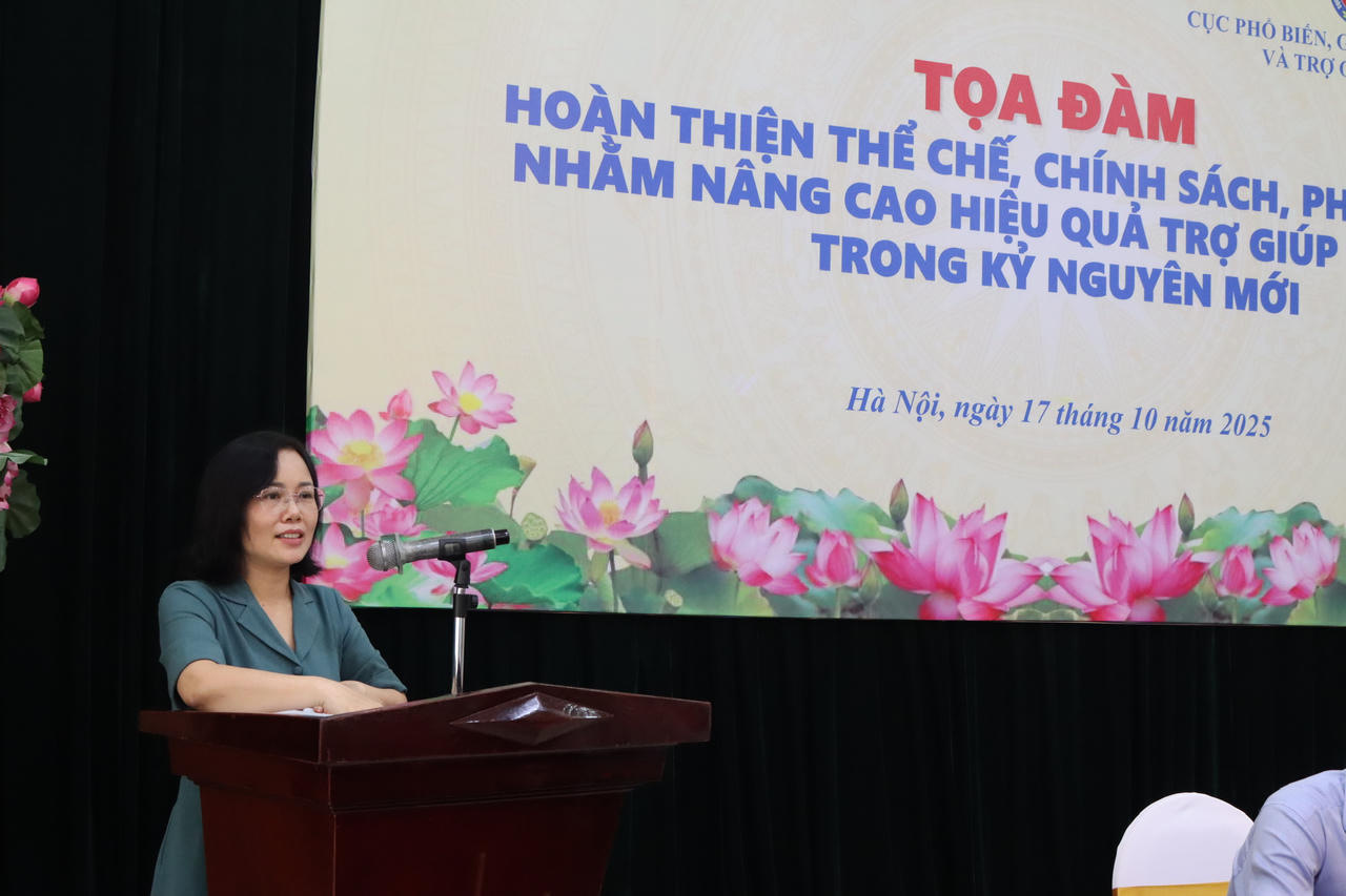 Phó Cục trưởng Cục Phổ biến, giáo dục pháp luật và Trợ giúp pháp lý Vũ Thị Hường phát biểu