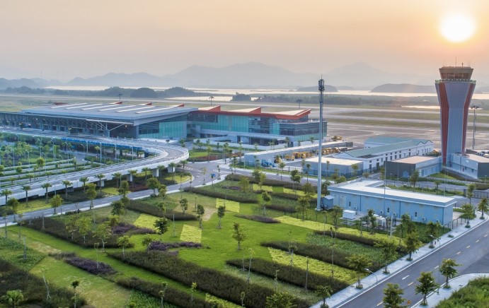 Quảng Ninh: Khai thác chuyến bay thuê riêng từ Thâm Quyến đến Vân Đồn