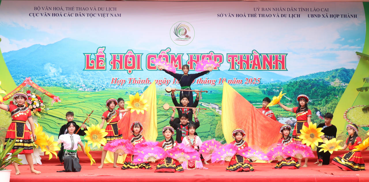 “Hương cốm Hợp Thành” – Khi bản sắc hóa thành thương hiệu