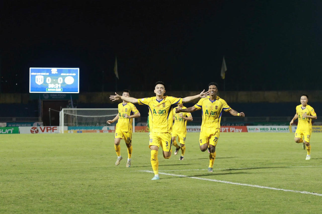 Cuộc chiến nhóm cuối bảng