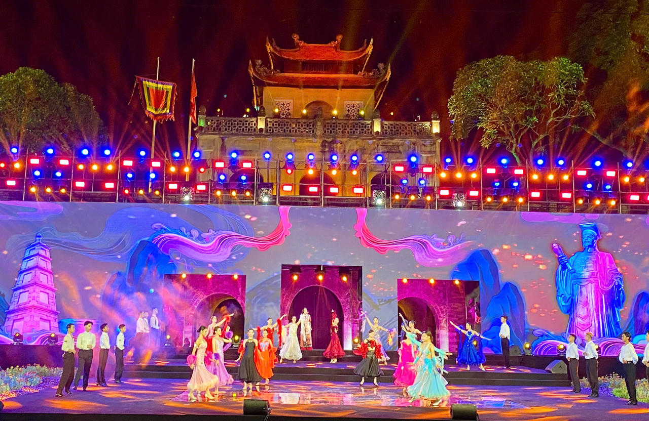 Báo Pháp luật Việt Nam tiếp tục ghi dấu ấn tại Giải báo chí về phát triển văn hóa và xây dựng người Hà Nội thanh lịch, văn minh năm 2025