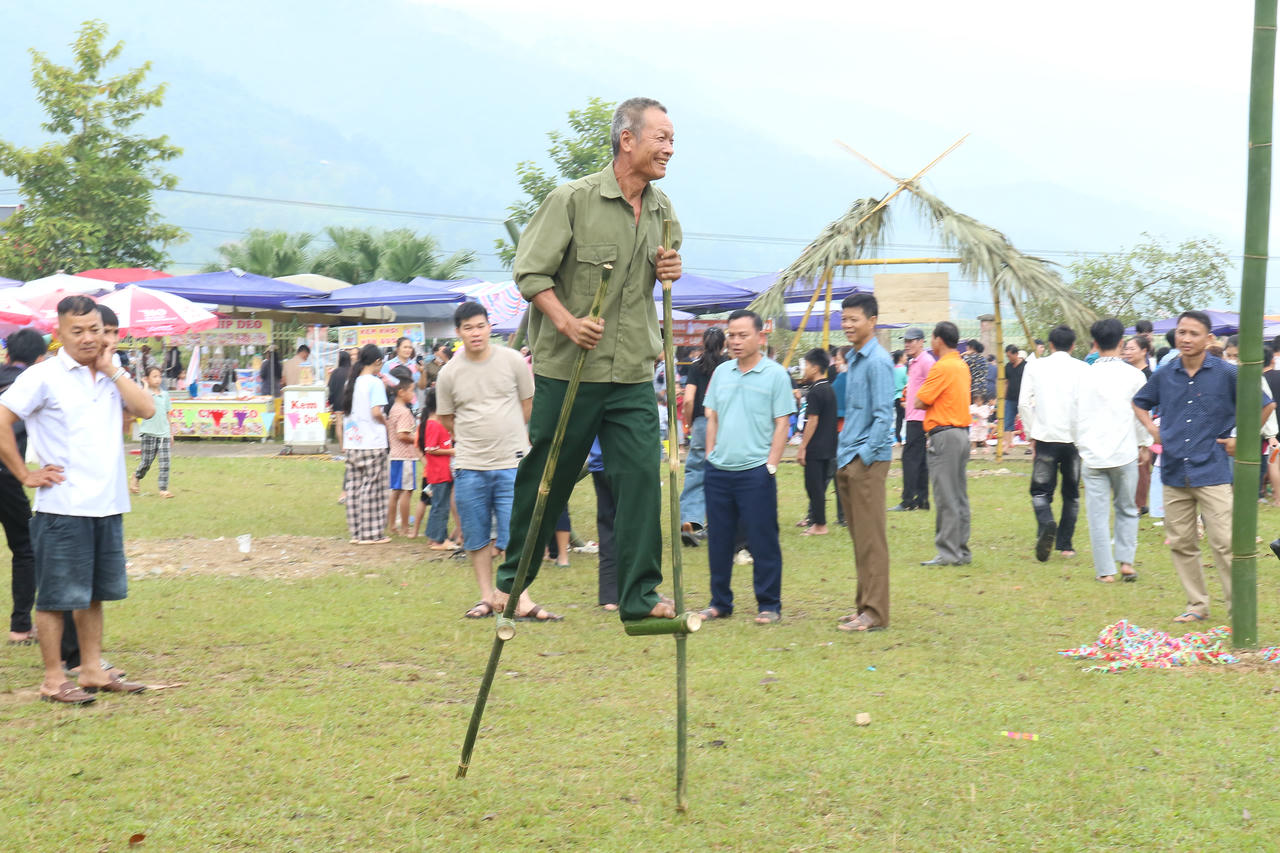 “Hương cốm Hợp Thành” – Khi bản sắc hóa thành thương hiệu