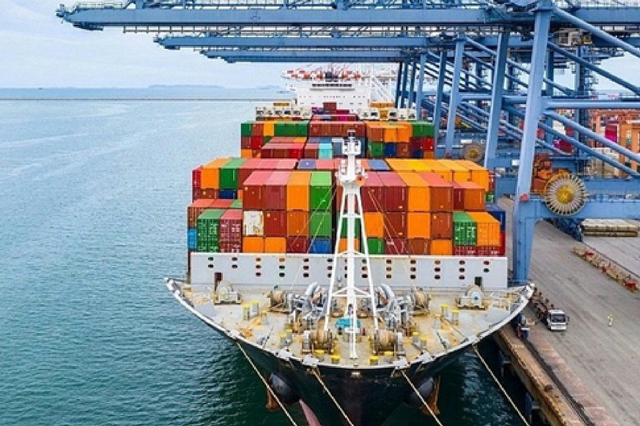 Việt Nam đã vượt mục tiêu xuất khẩu năm 2025 sau 9 tháng. (Ảnh: VGP)