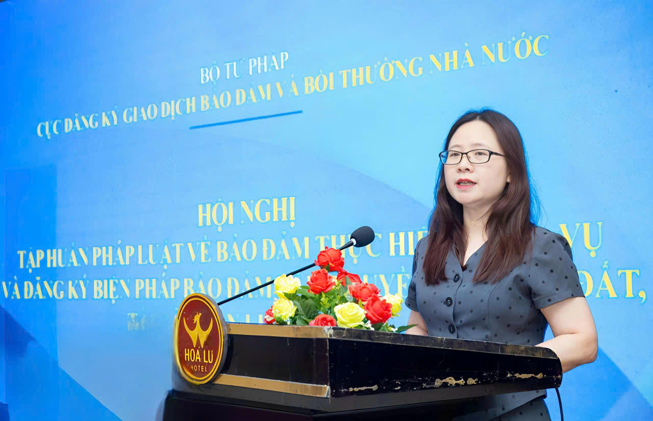 Ninh Bình tổ chức hội nghị phổ biến pháp luật về đất đai và tài sản gắn liền với đất