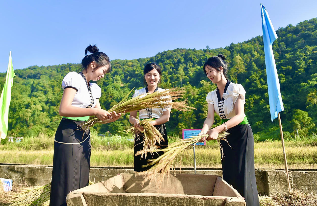 Đặc sắc lễ hội Kin lẩu khẩu mẩu của dân tộc Thái trắng ở Mường So