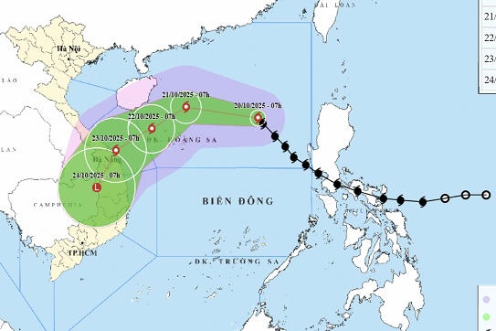 Bão số 12 cách Hoàng Sa 490km