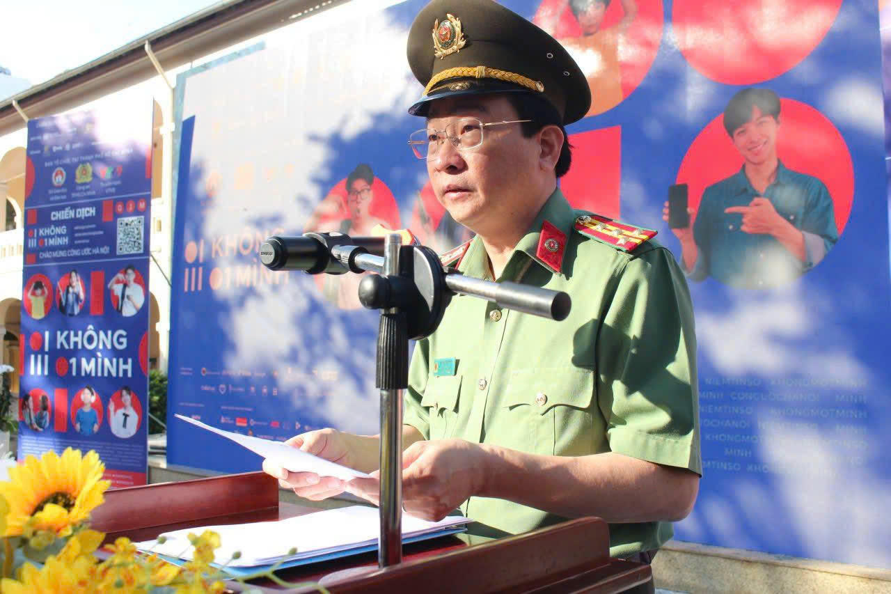 Đại tá Bùi Thanh Trực - Phó Giám đốc Công an TP HCM:&nbsp;An toàn chỉ thực sự có khi chúng ta cùng nhau bảo vệ lẫn nhau” (Ảnh: Bùi Yên).