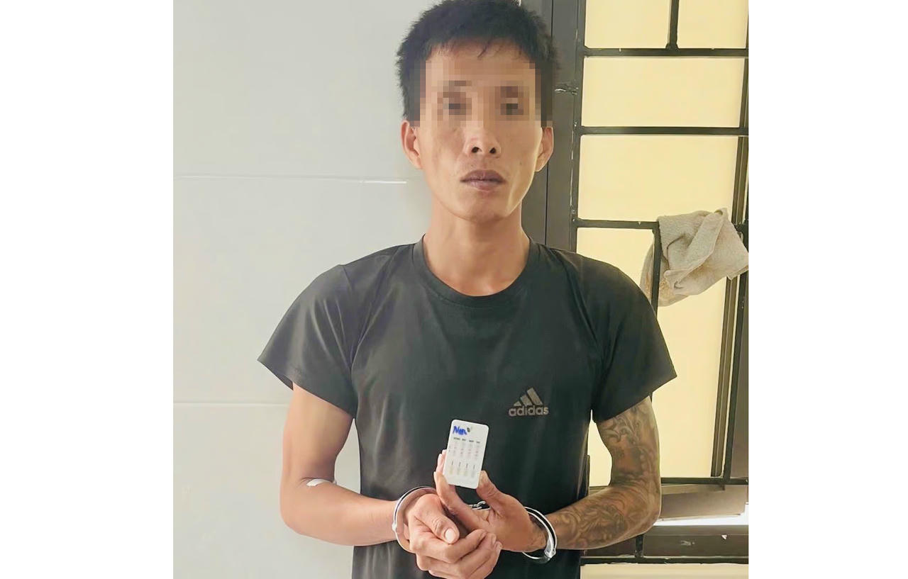 Tạm giữ cha dượng bạo hành khiến bé gái học lớp 5 phải nhập viện