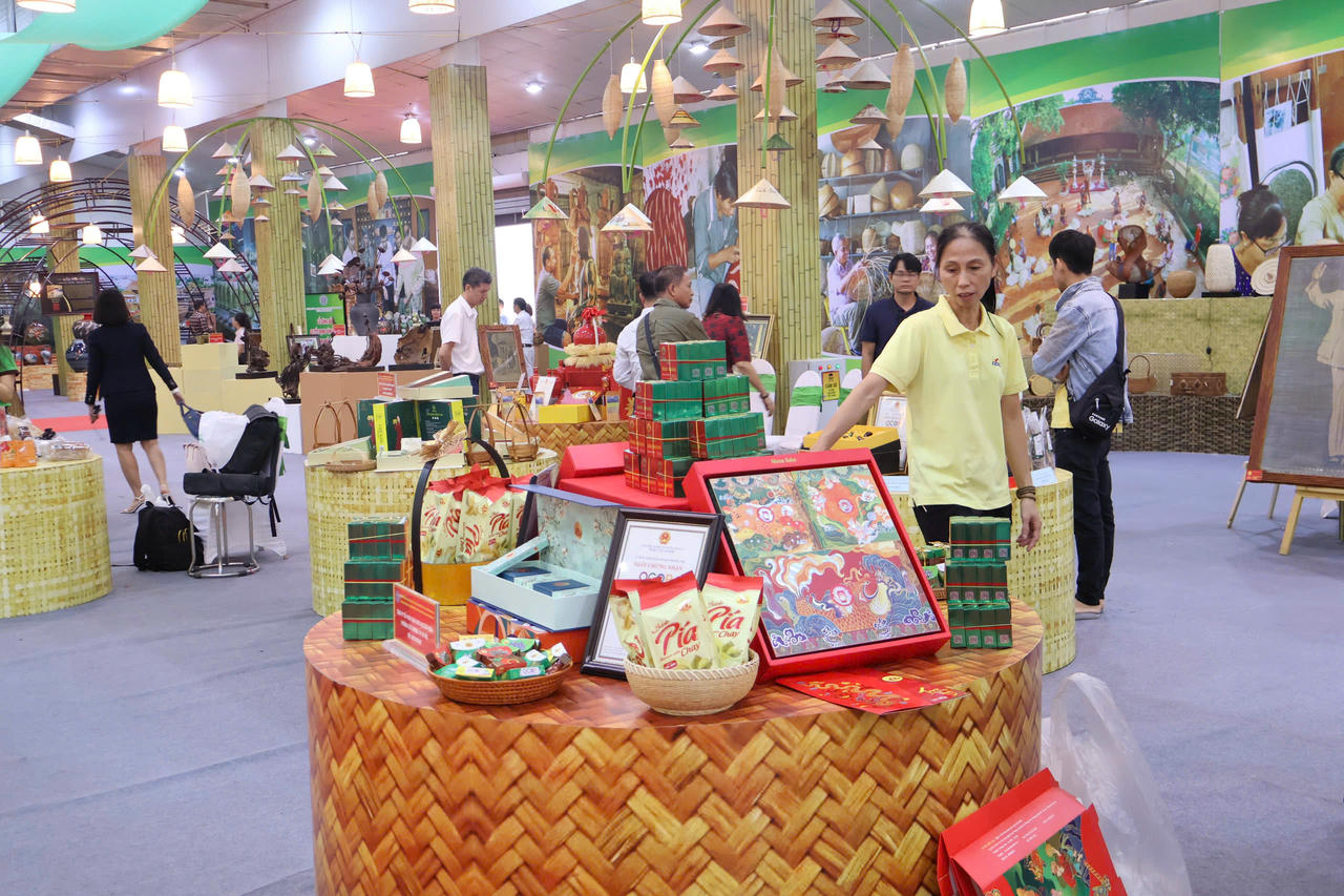 Hà Nội thúc đẩy tiêu thụ sản phẩm OCOP, mở rộng chuỗi cung ứng nông sản đặc sản vùng miền