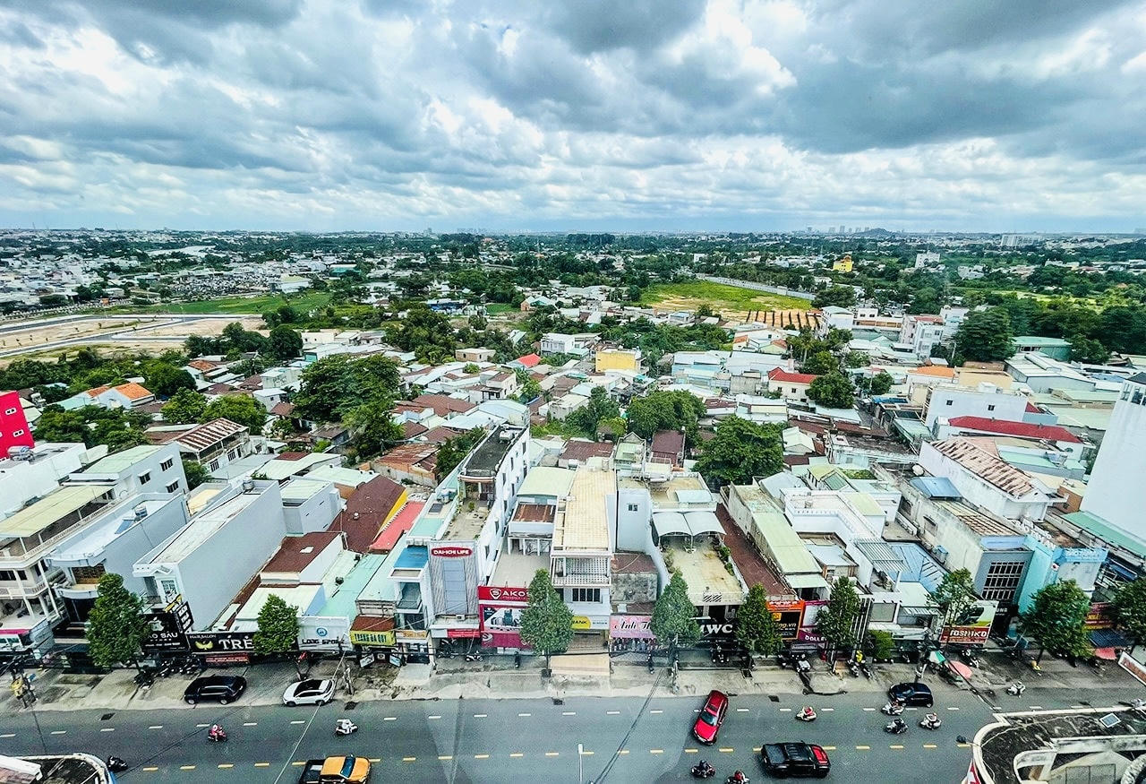 Ghi chú hình: Sở Nông nghiệp và Môi trường Đồng Nai đang gấp rút hoàn thiện dự thảo bảng giá đất năm 2026, dự kiến trình HĐND tỉnh thông qua tại kỳ họp cuối năm.
