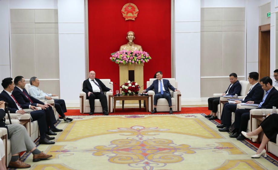 Nhà đầu tư quốc tế tìm cơ hội đầu tư tại Quảng Ninh