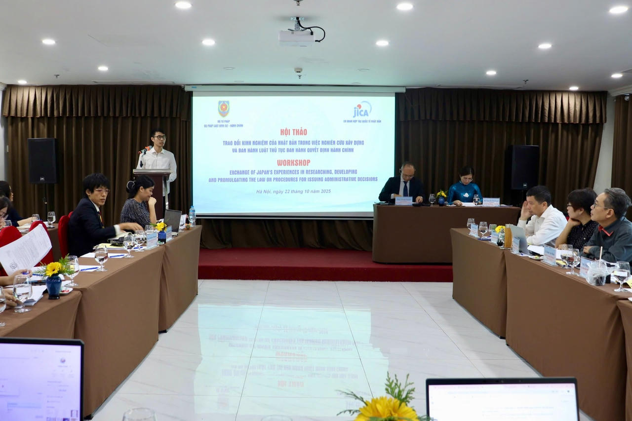 Hoàn thiện pháp luật và nâng cao hiệu quả thi hành văn bản hành chính