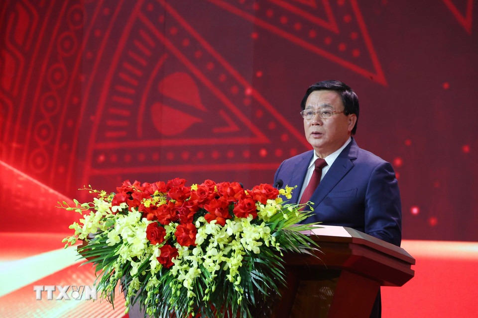 GS-TS Nguyễn Xuân Thắng - Ủy viên Bộ Chính trị, Giám đốc Học viện Chính trị quốc gia Hồ Chí Minh, Chủ tịch Hội đồng Lý luận Trung ương, Phó Trưởng Ban Chỉ đạo 35 Trung ương, Trưởng Ban Chỉ đạo Cuộc thi phát biểu tổng kết Cuộc thi. Ảnh: TTXVN