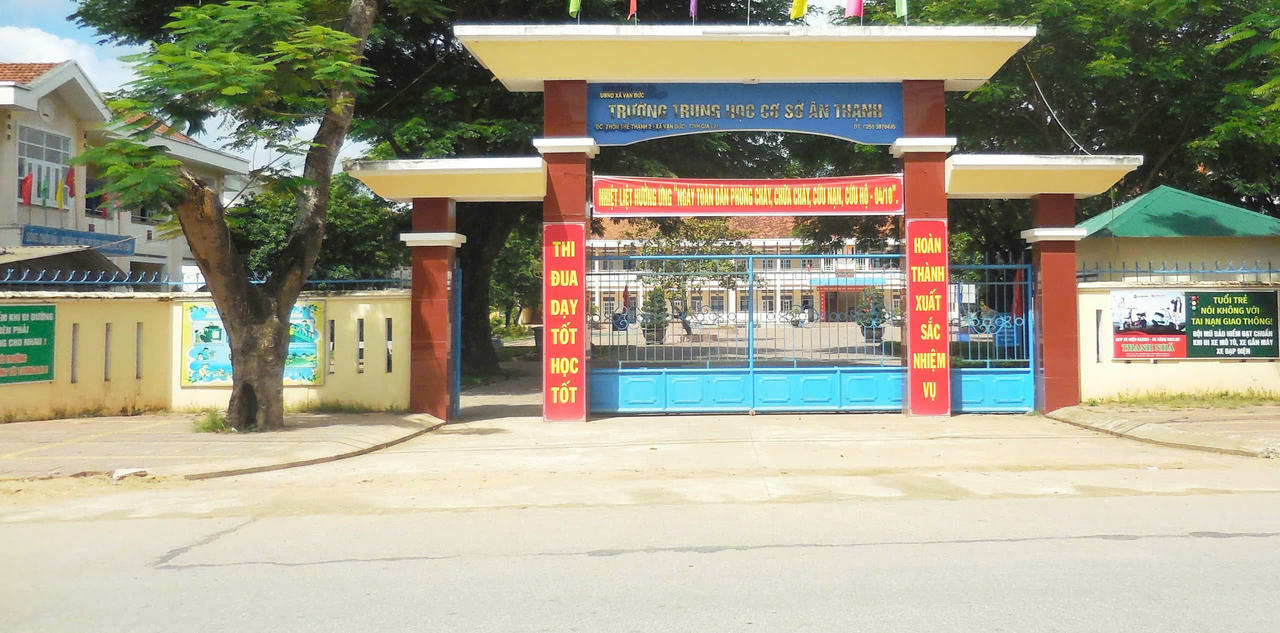 Trường THCS Ân Thạnh, xã Vạn Đức, tỉnh Gia Lai.