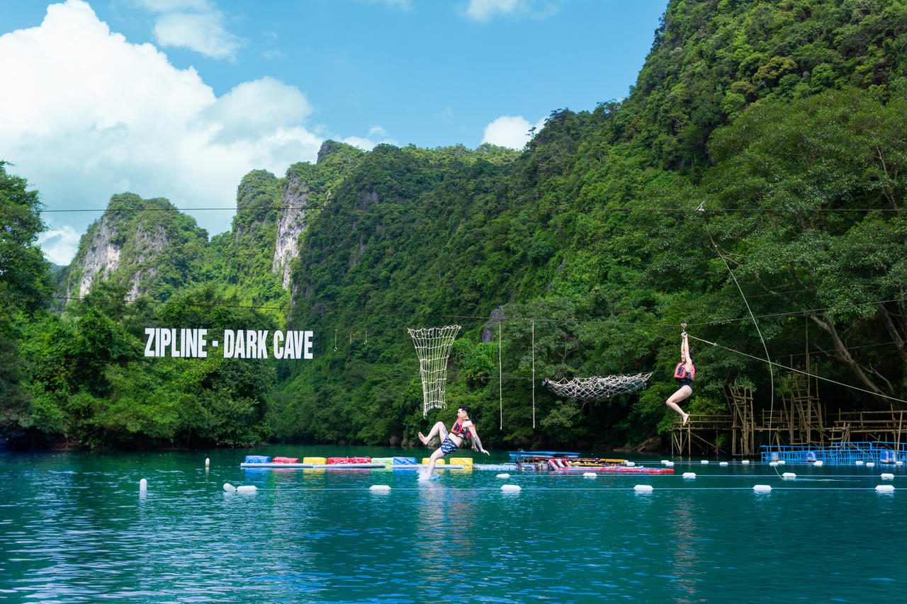 Điểm du lịch sinh thái Sông Chày - Hang Tối.