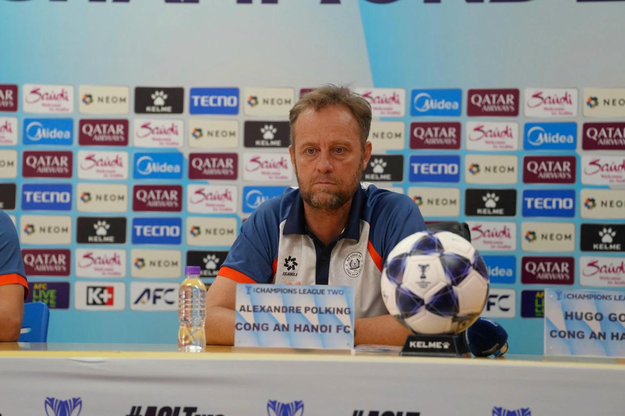 Ông Polking quyết đánh bại Macarthur FC