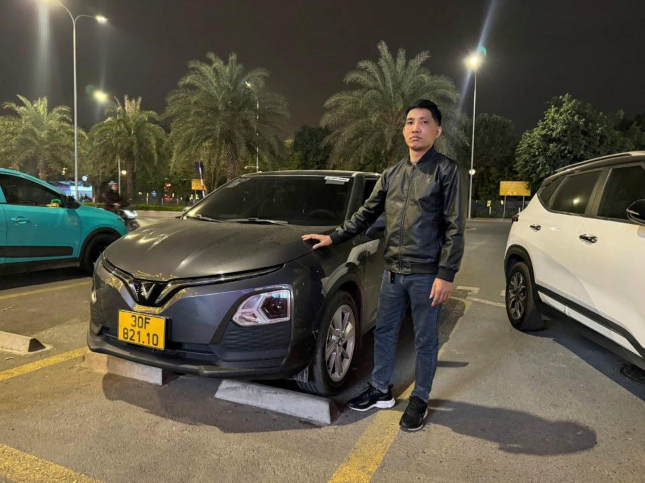 Tài xế dịch vụ Nguyễn Văn Thuận (Hà Nội) cảm nhận rất rõ hiệu quả kinh tế của VF 5.  