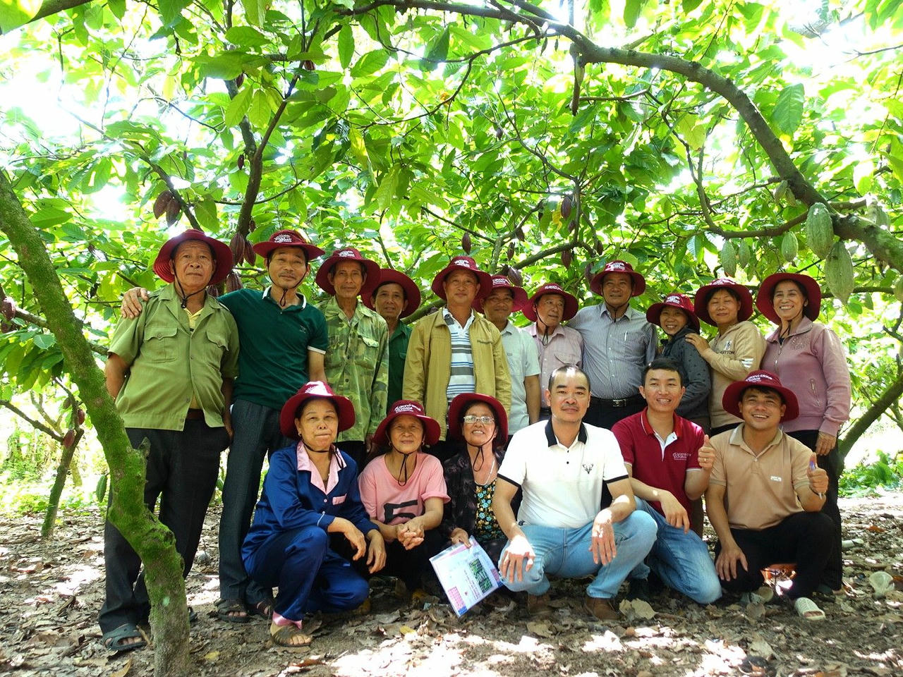 Nông dân ở Đắk Lắk tham gia lớp tập huấn liên quan đến cây ca cao.