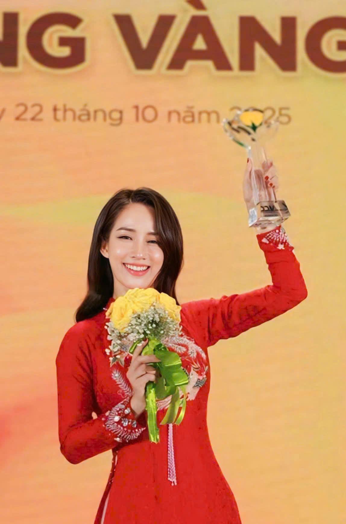 Tôn Nữ Xuân Quyên được vinh danh: “Nữ Doanh nhân Việt Nam tiêu biểu – Bông hồng Vàng 2025”