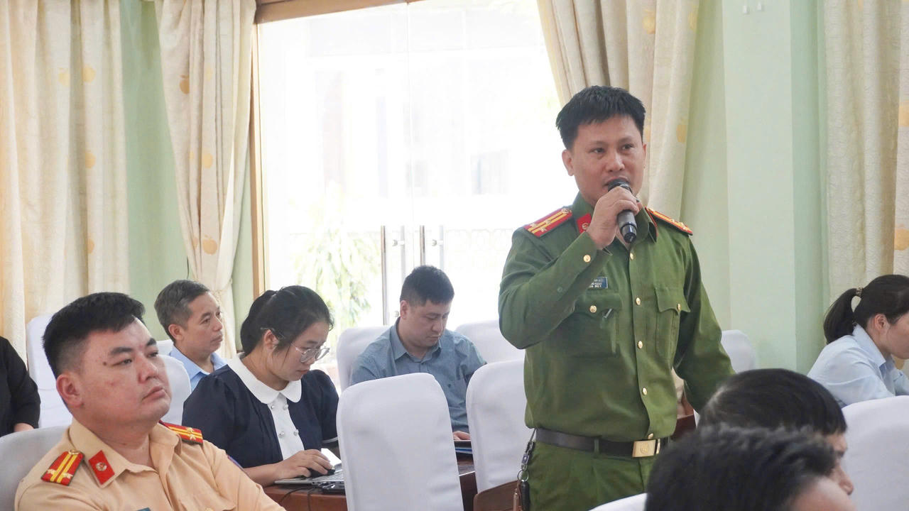 Đại biểu thảo luận tại Hội nghị (Ảnh: Lê Hanh)