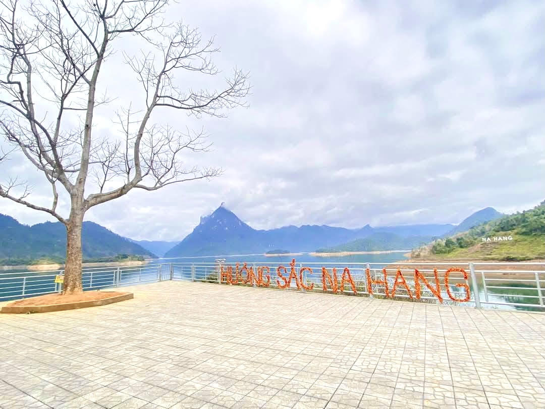 Hồ Na Hang - Tuyên Quang (Ảnh: Lê Hanh)