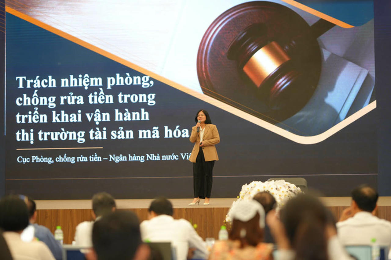 Bà Nguyễn Thị Minh Thơ, Phó Cục trưởng Cục Phòng, chống rửa tiền, Ngân hàng Nhà nước nhấn mạnh việc phòng, chống rửa tiền khi triển khai thị trường tài sản mã hóa.