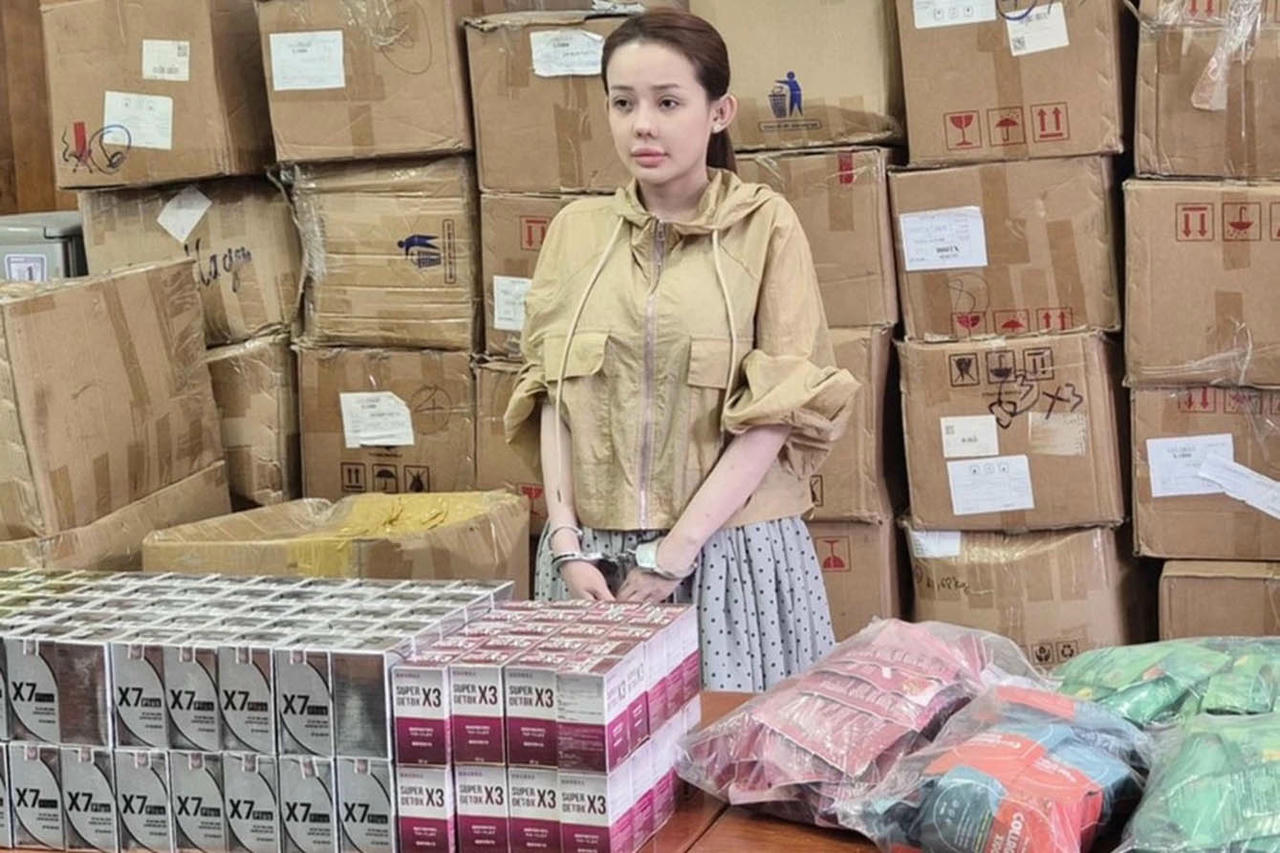 Ngân 98 và tang vật bị thu giữ. (Nguồn: CQCA)