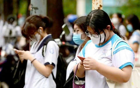 Không để học sinh, sinh viên đơn độc trên mạng xã hội - Bài 2: Vừa là nạn nhân, vừa là chủ thể của hành vi 