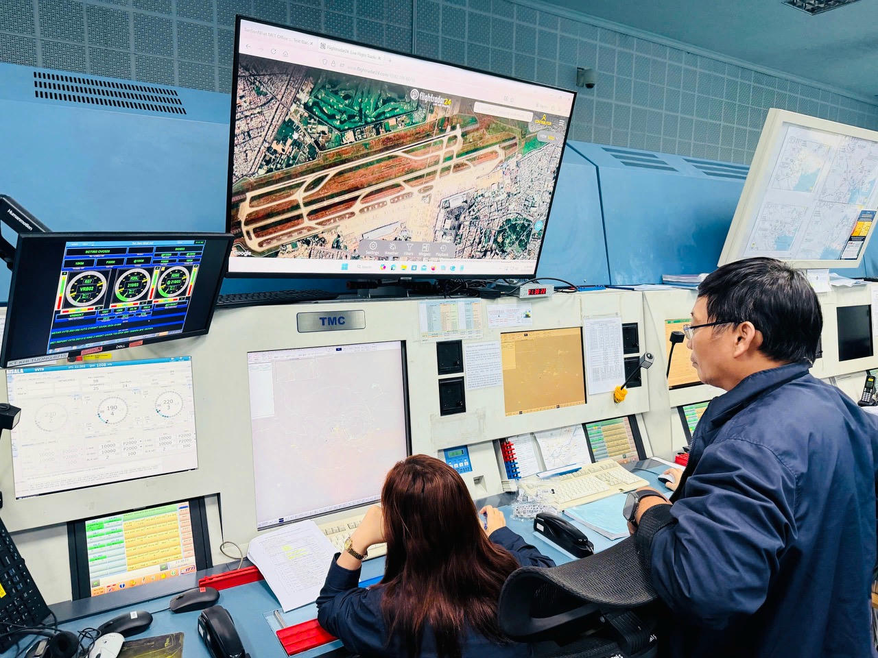 Chương trình có sự tham gia của đội ngũ kỹ sư, kiểm soát viên không lưu kinh nghiệm của Việt Nam. (Ảnh trong bài: D.Khương)