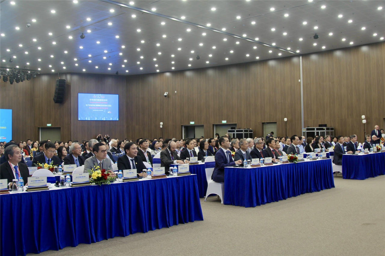 Quang cảnh Hội thảo (Ảnh Vĩnh Hà)