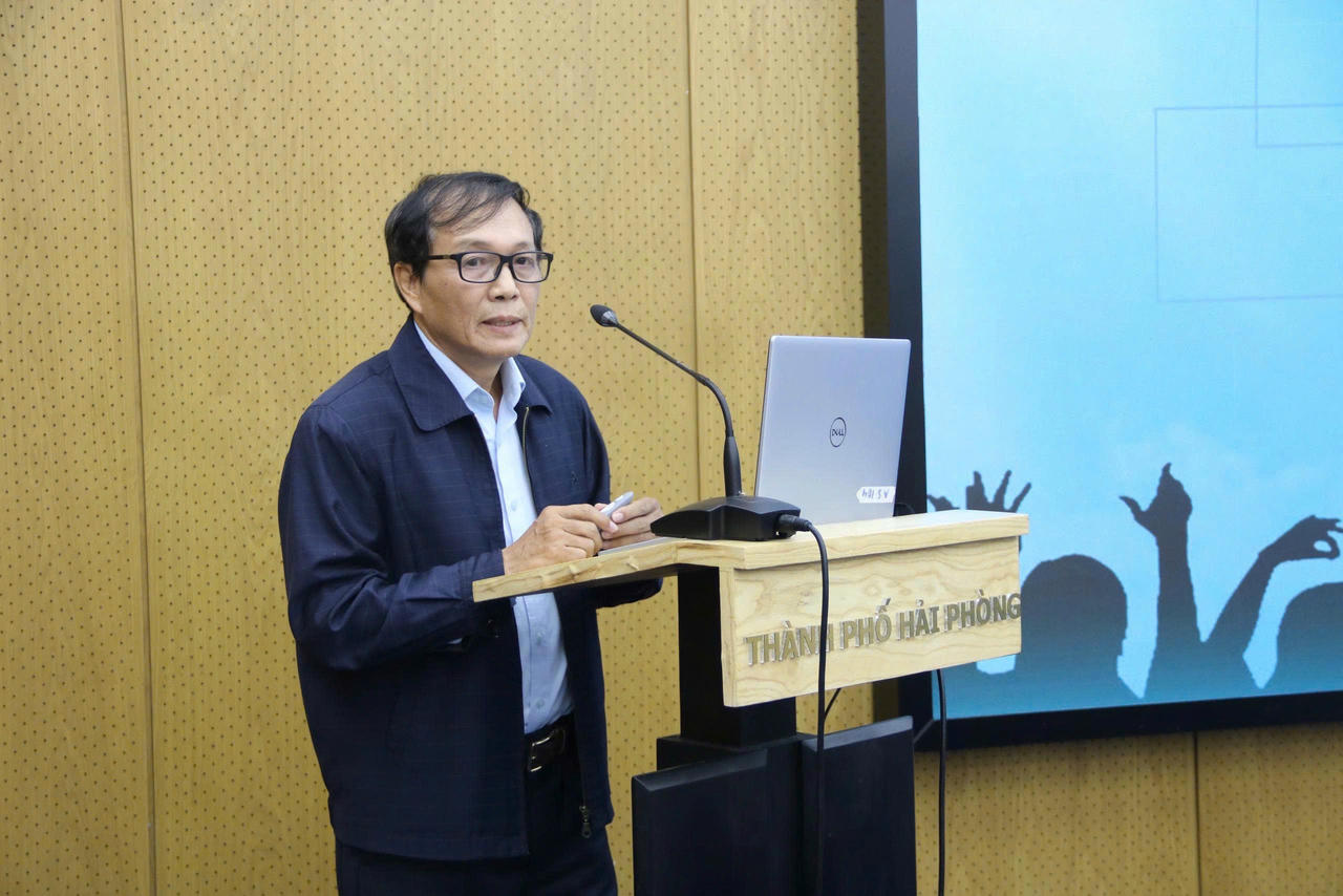 TS. Phạm Hữu Thư, Phó Chủ tịch Liên hiệp các Hội Khoa học và Kỹ thuật Hải Phòng.