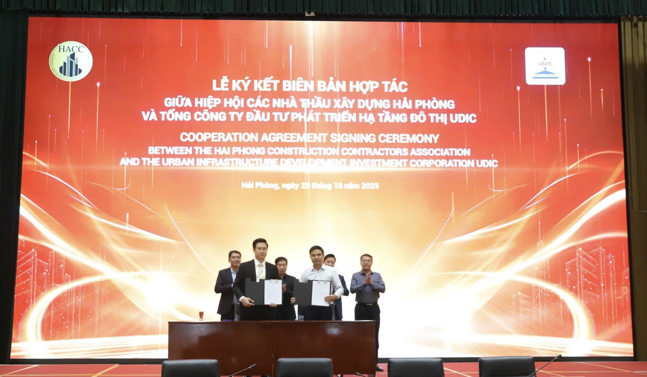 Ký kết biên bản hợp tác giữa Hiệp hội các Nhà thầu Xây dựng Hải Phòng và Tổng công ty Đầu tư Phát triển Hạ tầng Đô thị UDIC.