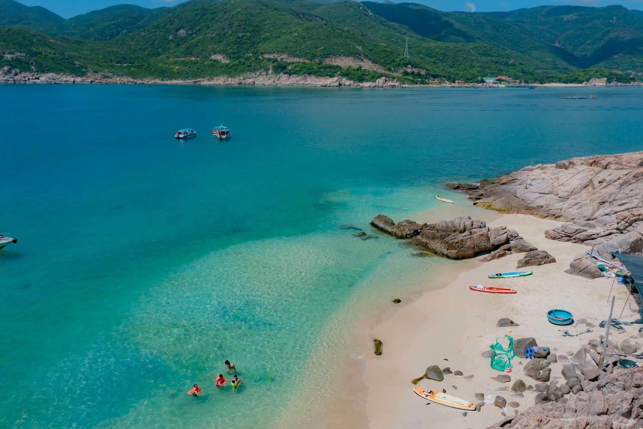 Du lịch biển mở lối thoát nghèo cho ngư dân