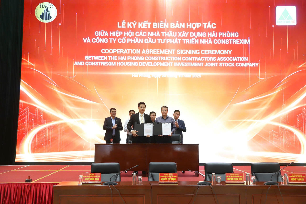 Ký kết biên bản hợp tác giữa Hiệp hội các&nbsp;Nhà thầu Xây dựng Hải Phòng và Công ty Cổ phần đầu tư phát triển nhà Constrexim.