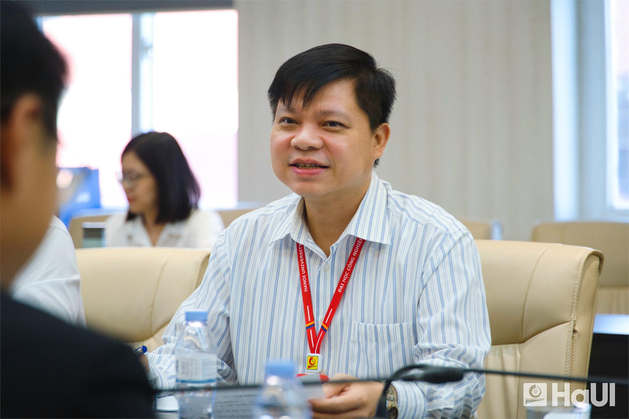 Ông Phạm Văn Đông - Phó Hiệu trưởng HaUI